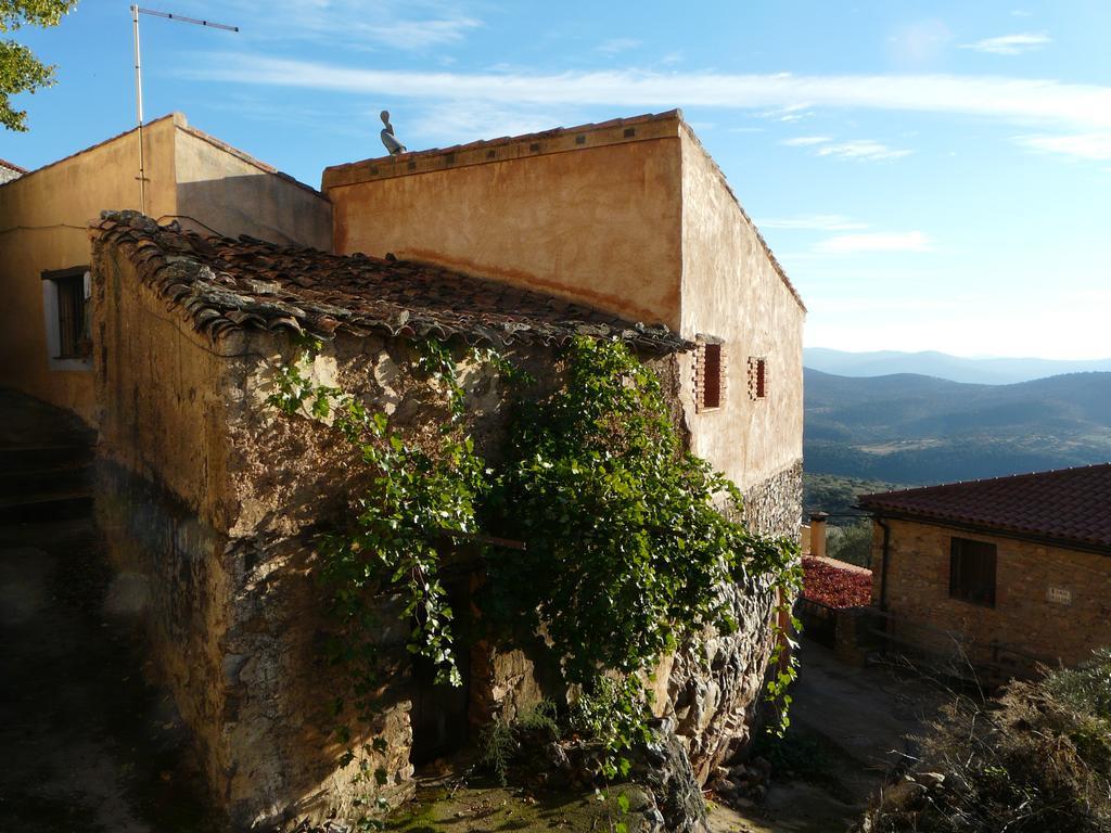 El Nido De La Collalba Apartman Cabañas del Castillo Kültér fotó